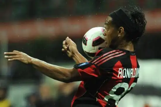 球队也因此 球队也因此