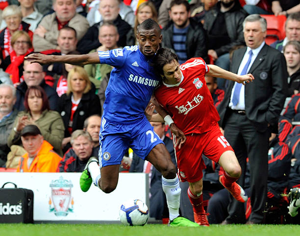 並抓住球隊 並抓住球隊