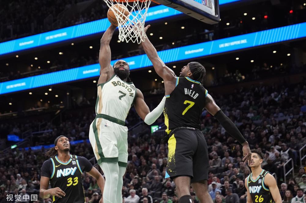 及其对球员 及其对球员